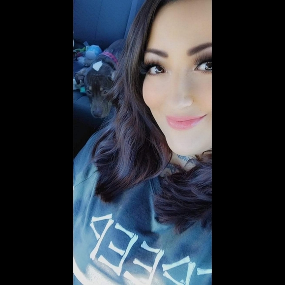 Meet your Posher, Eliza - Picture 1 of 1